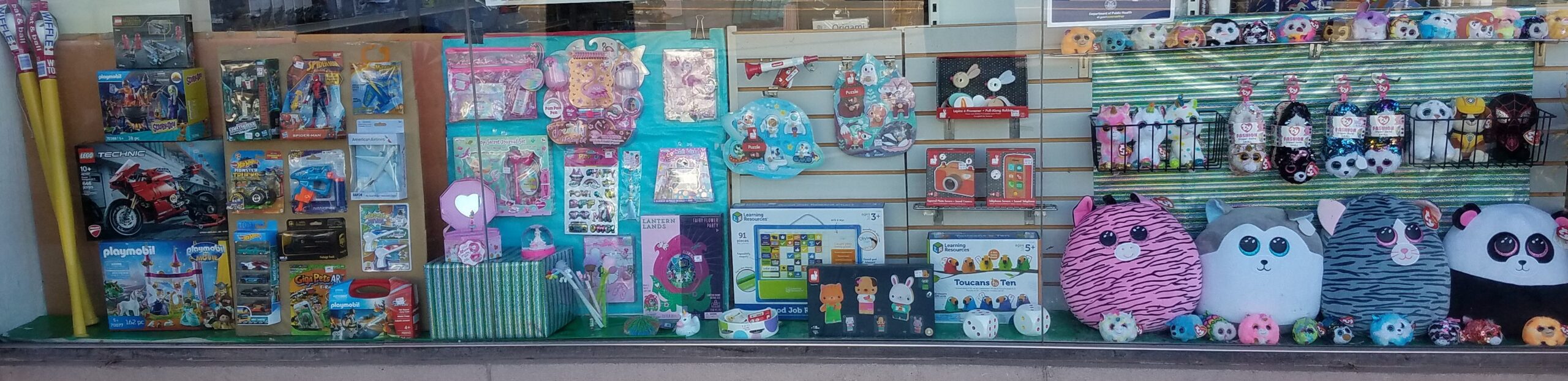 5n10 toys window 2020